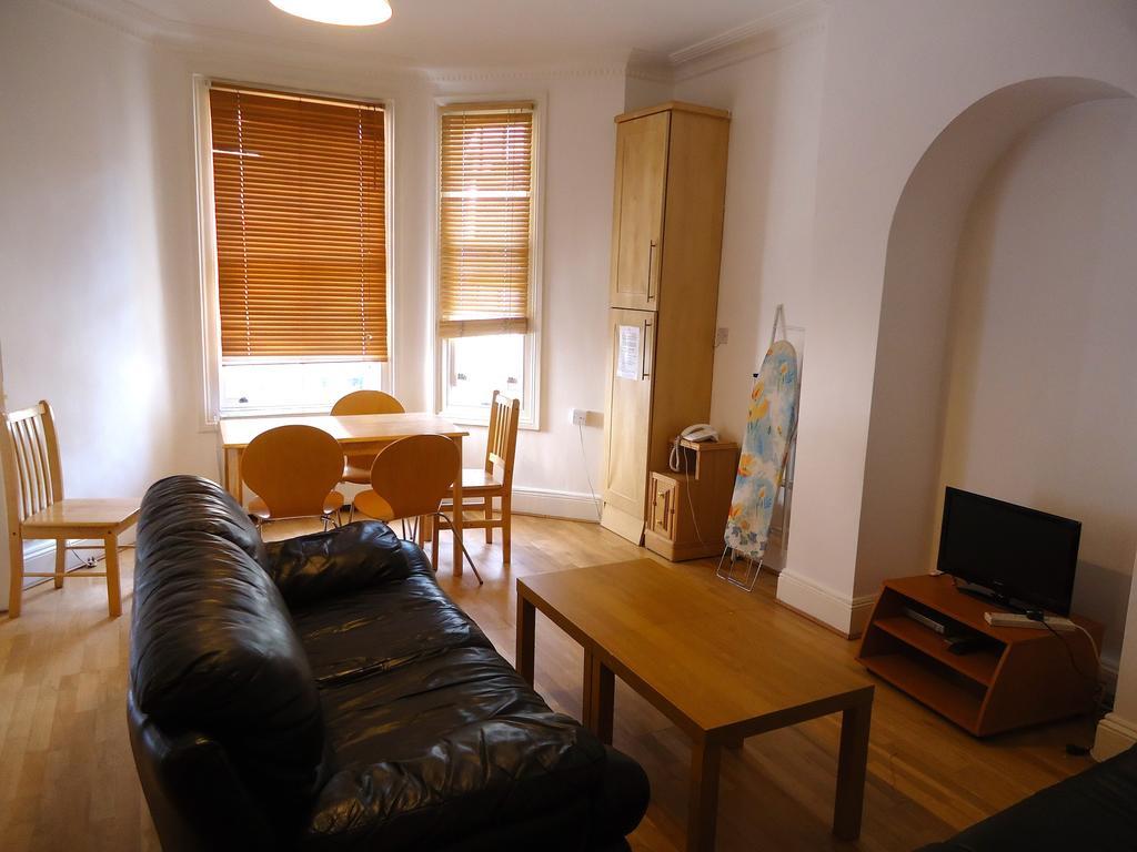 Apartamento Access Earls Court Londres Habitación foto